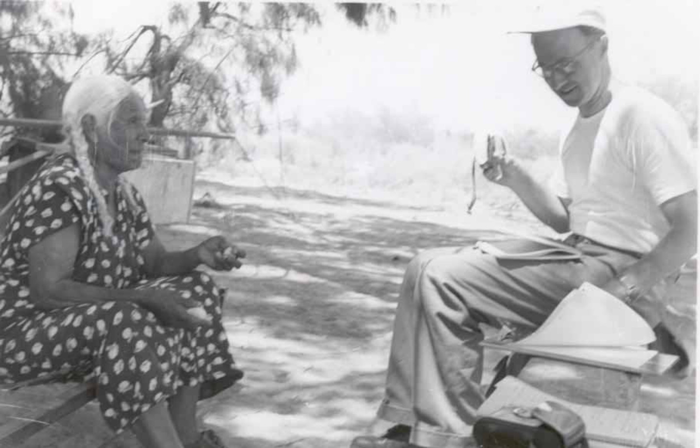 Chona Dominguez und Hansjakob Seiler, Mai 1955, Torres-Martinez-Reservat, Kalifornien, Feldforschung Cahuilla, Takic, Uto-Aztektisch
